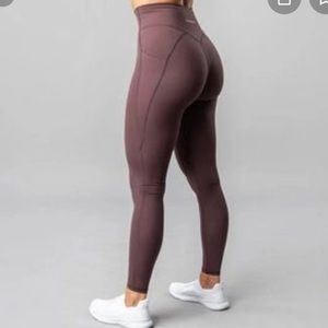 Alphalete Alphalux Pocket Leggings